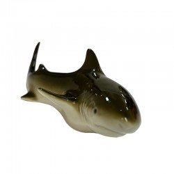 Фарфоровая статуэтка "Акула малая"